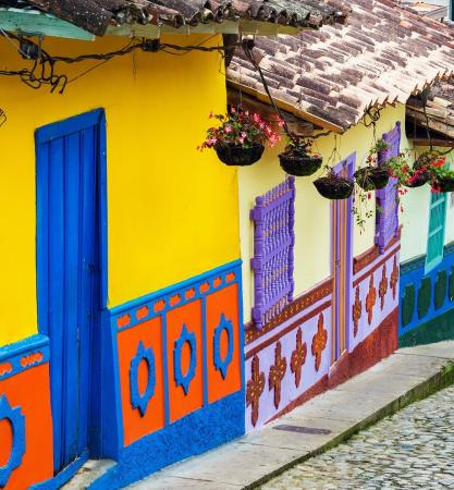 COLOMBIE, ENTRE VILLES COLONIALES ET PAYSAGES D'EXCEPTION